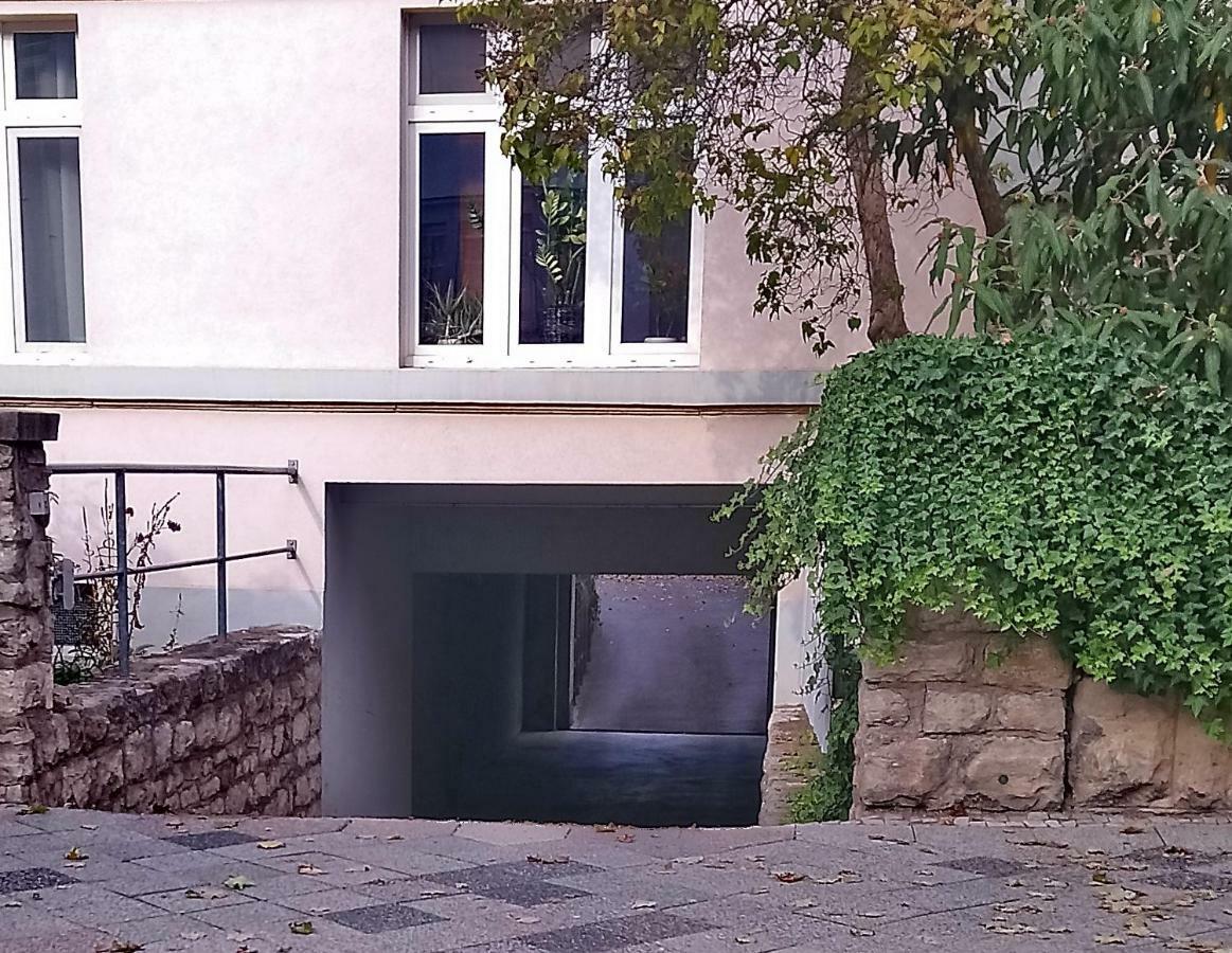 Ferienwohnung Mit 2 Schlafzimmern Und Parkplatz Erfurt Exterior foto